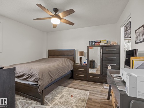 #304 11511 130 St Nw, Edmonton, AB - Indoor Photo Showing Bedroom