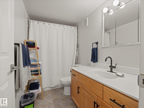#304 11511 130 St Nw, Edmonton, AB - Indoor Photo Showing Bathroom