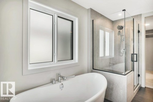 65 Norwyck Way, Spruce Grove, AB - Indoor Photo Showing Bathroom
