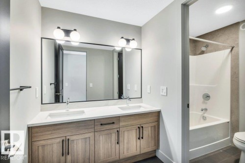 65 Norwyck Way, Spruce Grove, AB - Indoor Photo Showing Bathroom