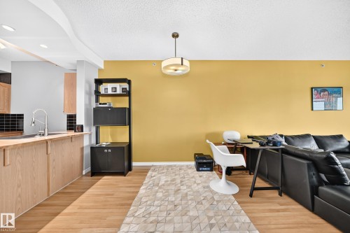 #421 14259 50 St Nw, Edmonton, AB - Indoor
