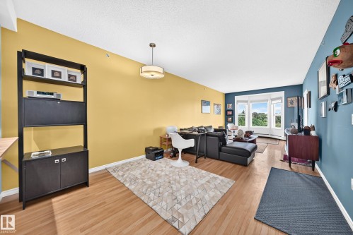 #421 14259 50 St Nw, Edmonton, AB - Indoor