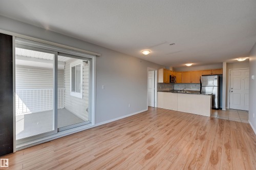 #430 4309 33 St, Stony Plain, AB - Indoor Photo Showing Kitchen