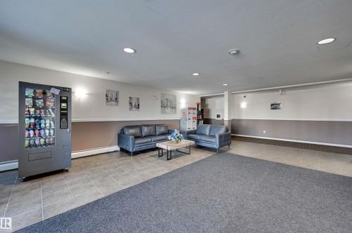 #430 4309 33 St, Stony Plain, AB - Indoor Photo Showing Other Room