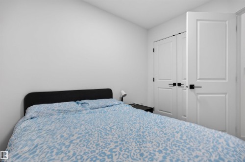 10915 159 Street Nw, Edmonton, AB - Indoor Photo Showing Bedroom