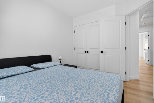 10915 159 Street Nw, Edmonton, AB - Indoor Photo Showing Bedroom
