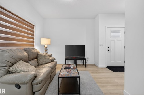 10915 159 Street Nw, Edmonton, AB - Indoor Photo Showing Living Room