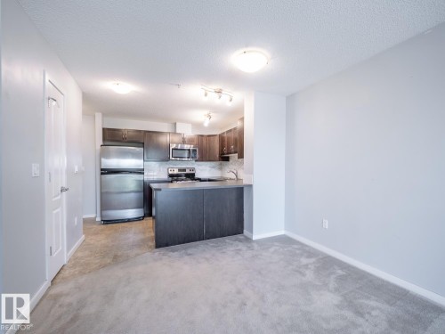 #216 392 Silverberry Road Nw, Edmonton, AB - Indoor Photo Showing Kitchen