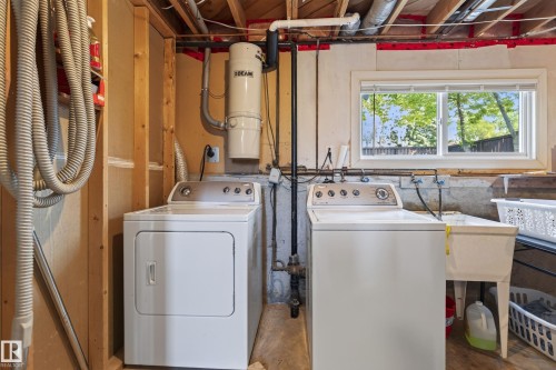16531 116 Street Nw, Edmonton, AB - Indoor Photo Showing Laundry Room