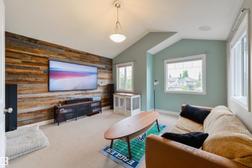 1375 113 Street Sw, Edmonton, AB - Indoor Photo Showing Living Room