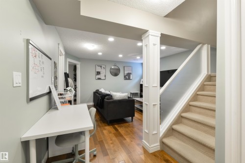 1375 113 Street Sw, Edmonton, AB - Indoor Photo Showing Other Room