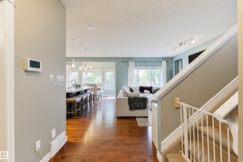 1375 113 Street Sw, Edmonton, AB - Indoor Photo Showing Other Room