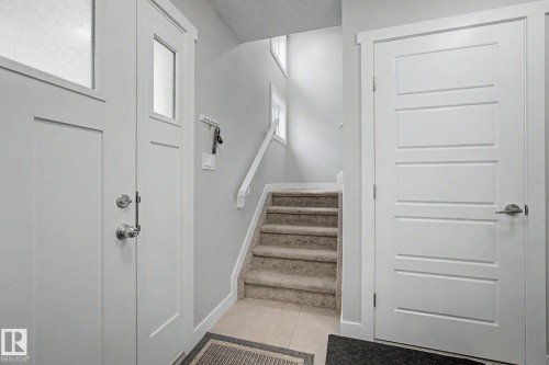 #90 17832 78 St Nw, Edmonton, AB - Indoor Photo Showing Other Room