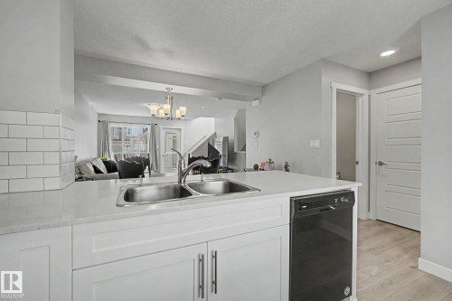 #90 17832 78 St Nw, Edmonton, AB - Indoor Photo Showing Kitchen With Double Sink