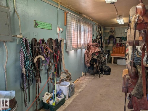 50120 Rge Rd 270, Rural Leduc County, AB - Indoor