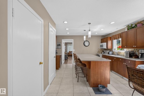 50120 Rge Rd 270, Rural Leduc County, AB - Indoor Photo Showing Kitchen