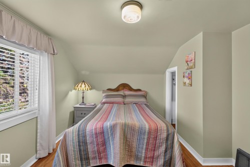 50120 Rge Rd 270, Rural Leduc County, AB - Indoor Photo Showing Bedroom