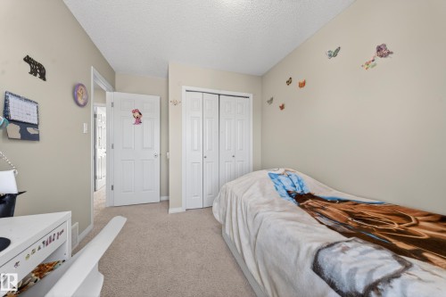 4680 Crabapple Run Run Sw, Edmonton, AB - Indoor Photo Showing Bedroom
