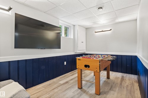 Game room - 4001 113 Avenue Nw, Edmonton, AB - Indoor Photo Showing Other Room