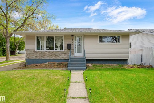 Front house - 4001 113 Avenue Nw, Edmonton, AB - Outdoor