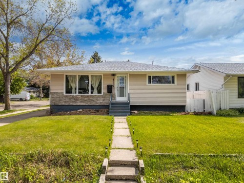 4001 113 Avenue Nw, Edmonton, AB - Outdoor With Facade
