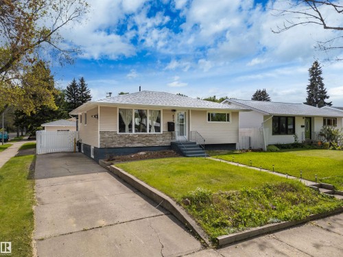 4001 113 Avenue Nw, Edmonton, AB - Outdoor With Facade