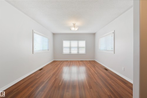 #35 305 Calahoo Rd, Spruce Grove, AB - Indoor Photo Showing Other Room