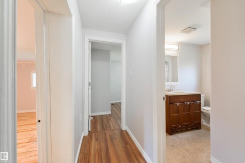 #35 305 Calahoo Rd, Spruce Grove, AB - Indoor Photo Showing Other Room