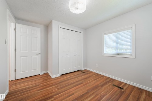 #35 305 Calahoo Rd, Spruce Grove, AB - Indoor Photo Showing Other Room