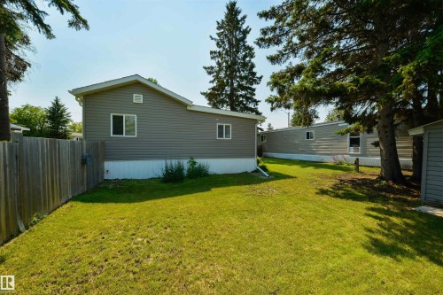 #35 305 Calahoo Rd, Spruce Grove, AB - Outdoor