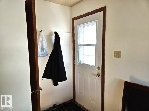 5024 50 Street, Andrew, AB - Indoor Photo Showing Other Room