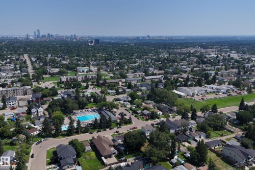 15925 106 Avenue Nw, Edmonton, AB 