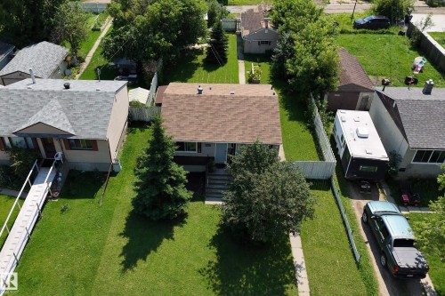15925 106 Avenue Nw, Edmonton, AB 