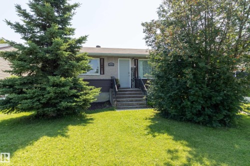 15925 106 Avenue Nw, Edmonton, AB 