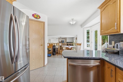 207 18 Street, Cold Lake, AB - Indoor Photo Showing Kitchen