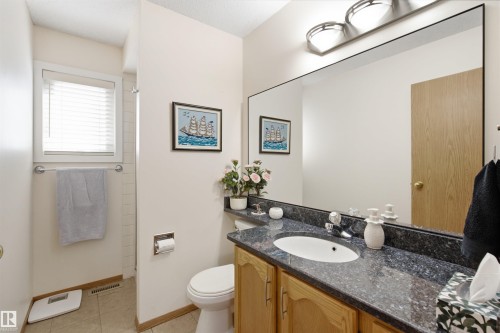 207 18 Street, Cold Lake, AB - Indoor Photo Showing Bathroom