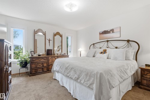 207 18 Street, Cold Lake, AB - Indoor Photo Showing Bedroom