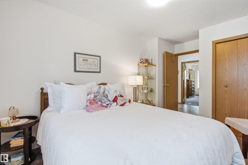 207 18 Street, Cold Lake, AB - Indoor Photo Showing Bedroom