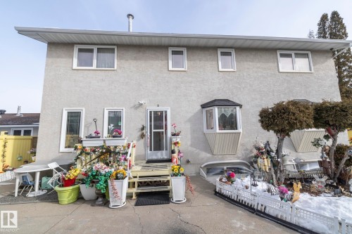 11539 40 Avenue Nw, Edmonton, AB - Outdoor