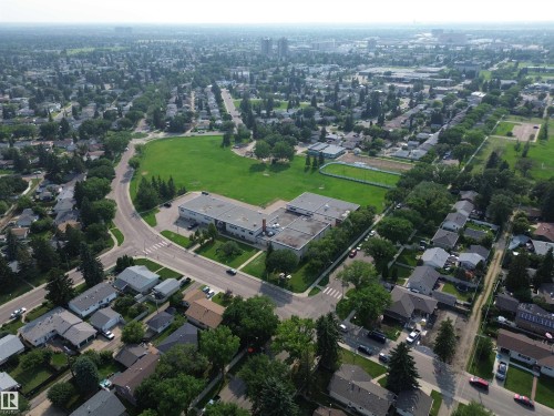 15717 92 Avenue Nw, Edmonton, AB - Outdoor With View