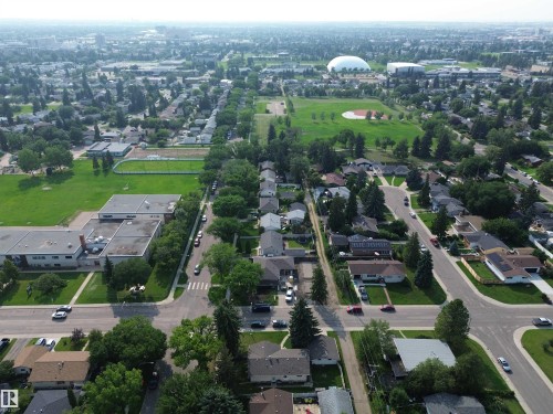 15717 92 Avenue Nw, Edmonton, AB - Outdoor With View