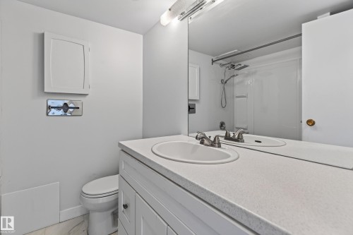 #1507 10883 Saskatchewan Dr Nw, Edmonton, AB - Indoor Photo Showing Bathroom
