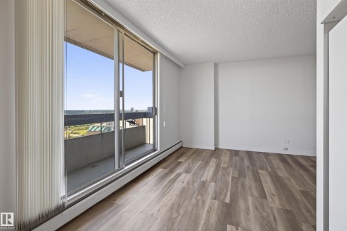 #1507 10883 Saskatchewan Dr Nw, Edmonton, AB - Indoor Photo Showing Other Room