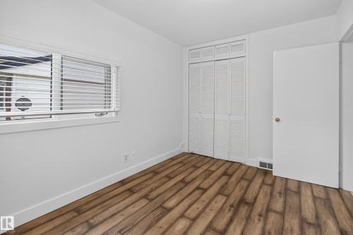10640 79 Street Nw, Edmonton, AB - Indoor Photo Showing Other Room
