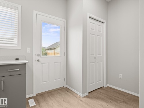 103 South Creek Wynd, Stony Plain, AB - Indoor Photo Showing Other Room