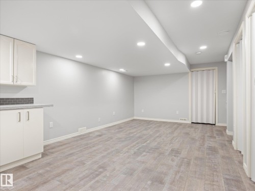 103 South Creek Wynd, Stony Plain, AB - Indoor Photo Showing Other Room