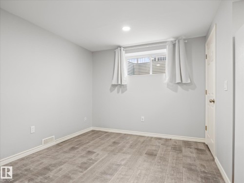 103 South Creek Wynd, Stony Plain, AB - Indoor Photo Showing Other Room