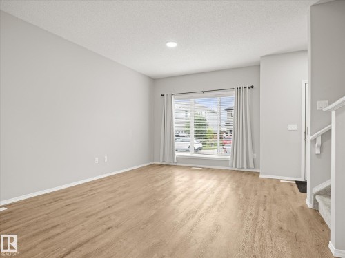 103 South Creek Wynd, Stony Plain, AB - Indoor Photo Showing Other Room