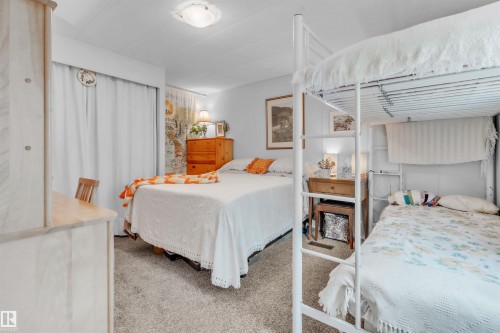 5301 52 Street, Cold Lake, AB - Indoor Photo Showing Bedroom