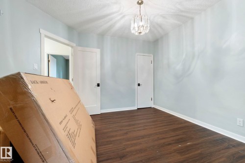 11903 125 Street Nw, Edmonton, AB - Indoor Photo Showing Other Room
